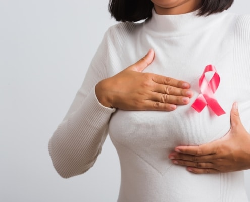 CÁNCER DE MAMA Y OVARIO HEREDITARIO: LA IMPORTANCIA DEL ESTUDIO GENÉTICO