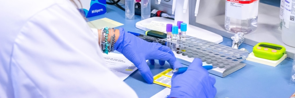 De la muestra al informe: el recorrido de una prueba genética en el laboratorio