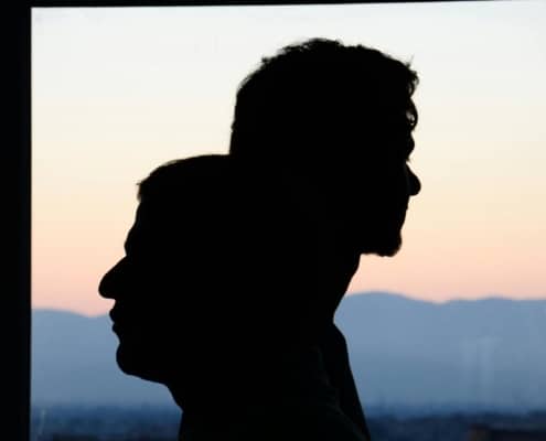 POR QUÉ DOS PERSONAS CON LA MISMA MUTACIÓN PUEDEN TENER SÍNTOMAS DISTINTOS