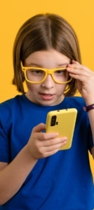 MIOPÍA HEREDITARIA: ¿POR QUÉ CADA GENERACIÓN VE PEOR?